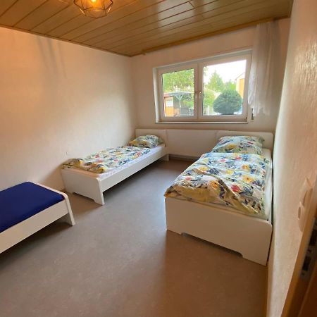 לודוויגסהאפן אם ריין Ferienwohnung Suhad מראה חיצוני תמונה